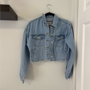Light Blue Cropped Denim Jacket